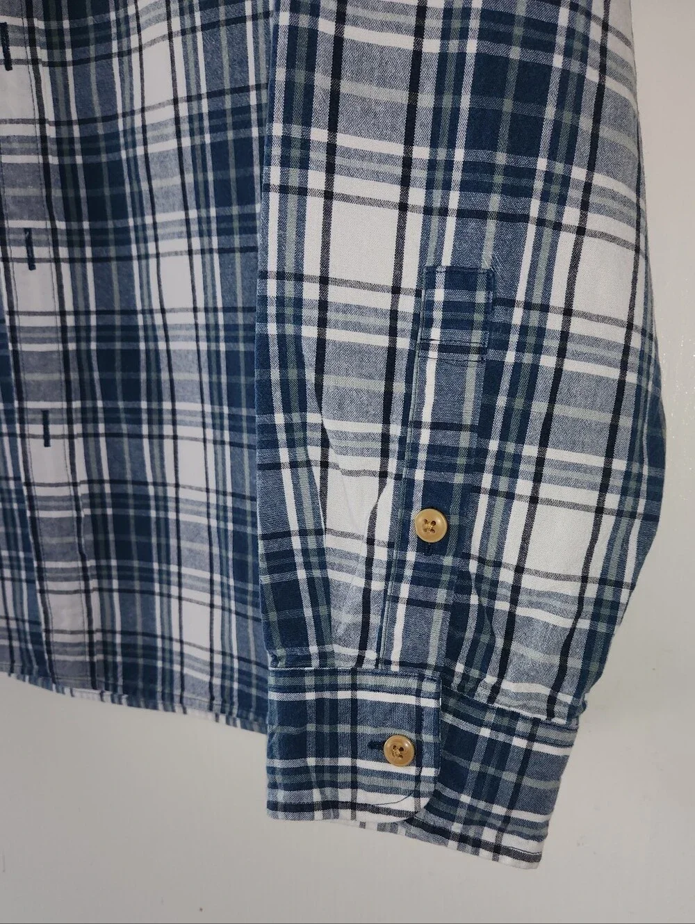 J Crew Button Down Blue White Plaid Men's Size XL EUC $27